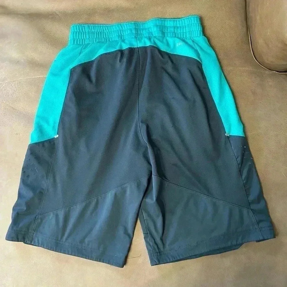 Nike Men’s Gray And Teal Dri Fit Shorts With Pockets Size Small - Picture 8 of 8